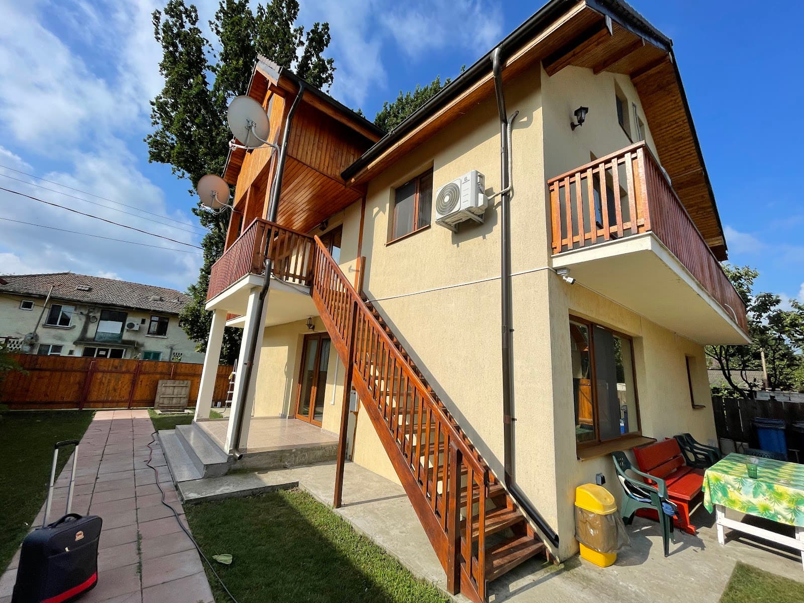 Casa Doi stejari